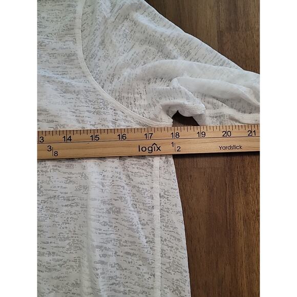 Lululemon Women’s Low-Key Burnout Long Sleeve Top M Open Back Spacedye White EUC - Picture 9 of 11